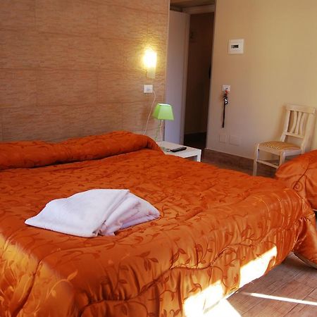 Casa Aurelia Hotell Palermo Exteriör bild