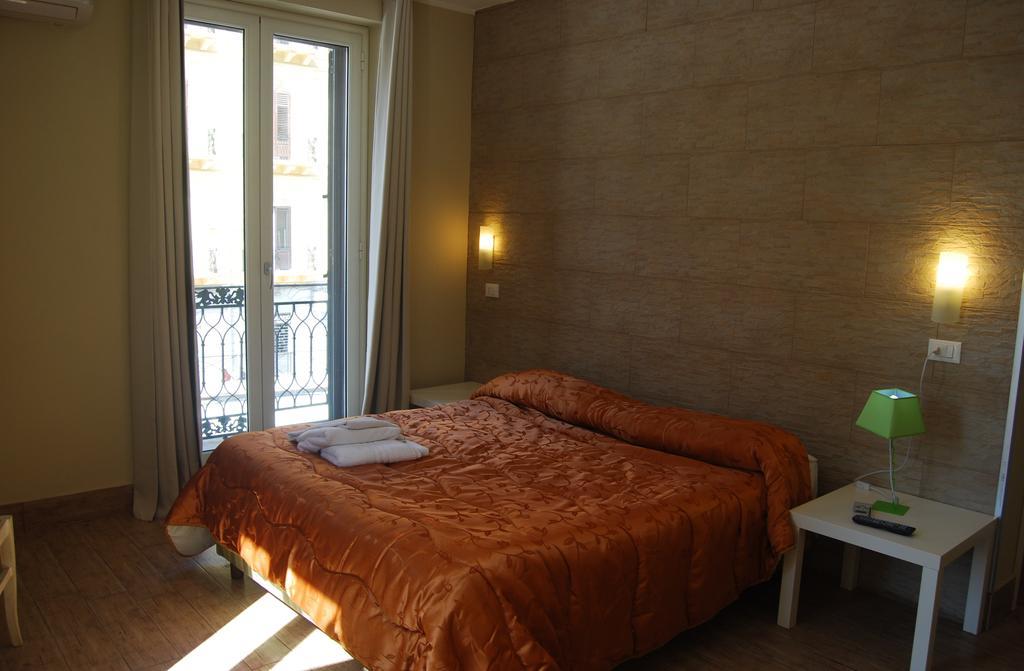 Casa Aurelia Hotell Palermo Exteriör bild