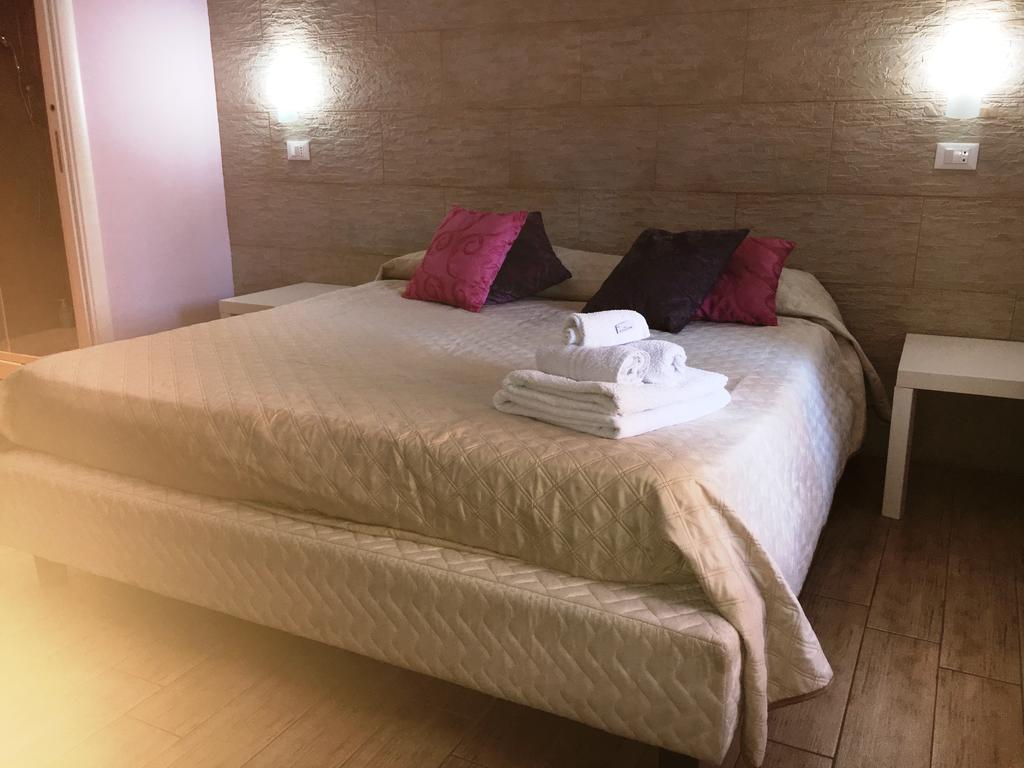 Casa Aurelia Hotell Palermo Exteriör bild