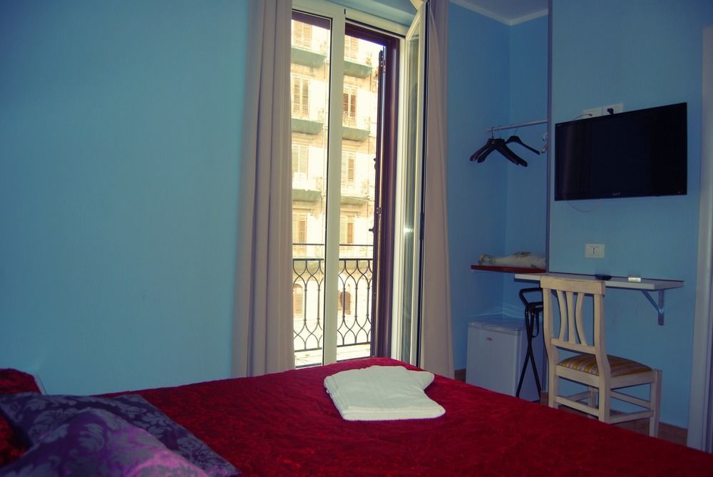 Casa Aurelia Hotell Palermo Exteriör bild